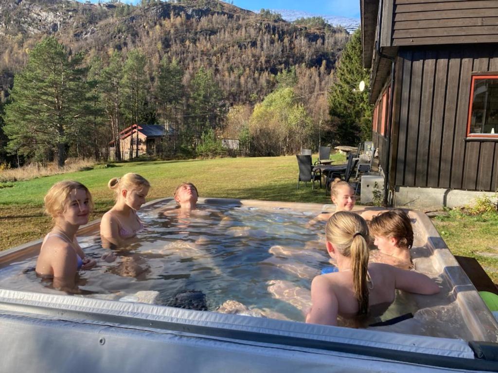 Voss Lodge Rongastovo المظهر الخارجي الصورة